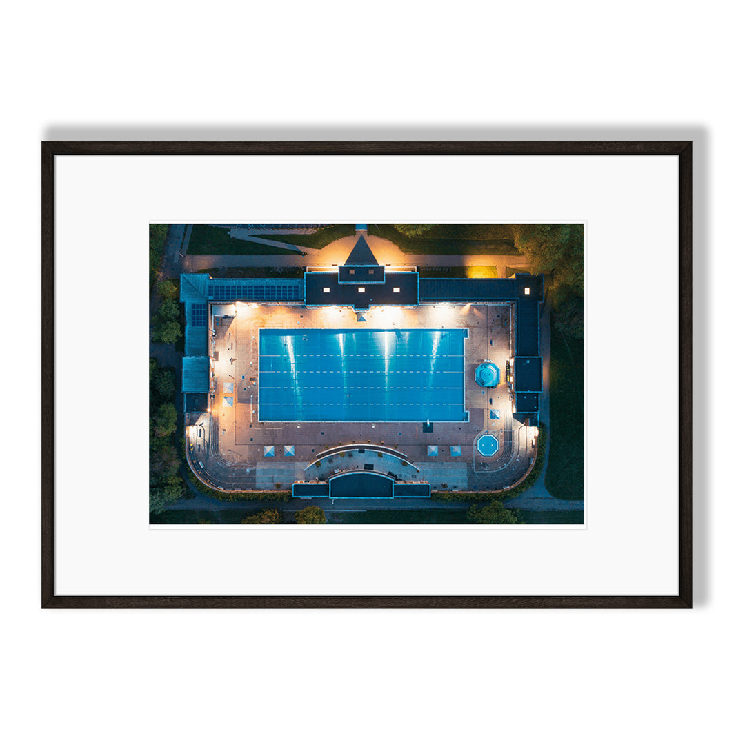 Parliament Hill Fields Lido Night-time (Lido Cafe)
